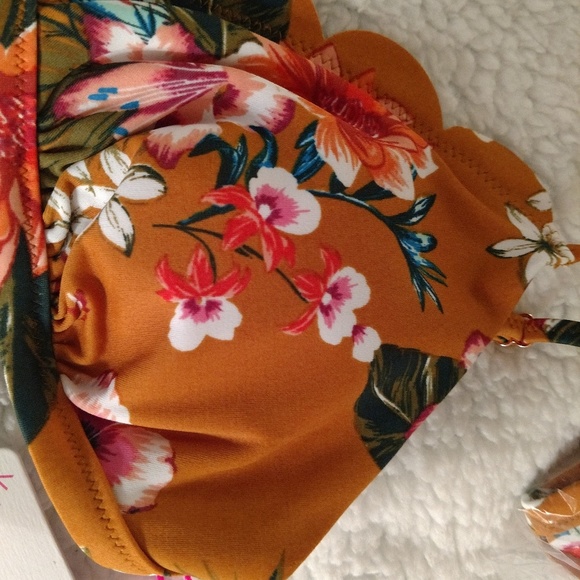 Vanilla Beach Bikini top - Picture 4 of 8